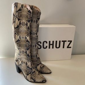 Schutz Analeah Pointed Toe Knee High Boot Snake Print Size 7